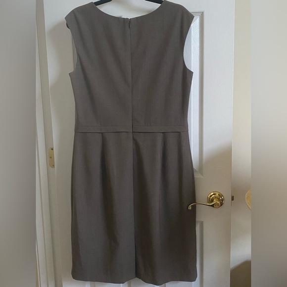 Tahari taupe tan beige sleeveless dress with front pleats at neckline - Size 12 - Picture 7 of 7
